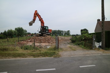 KDM Totaalprojecten te Zulte - Afbraakwerken